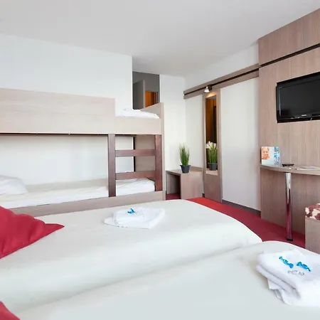 Club Les Melezes Arc 2000 Hotel 4*